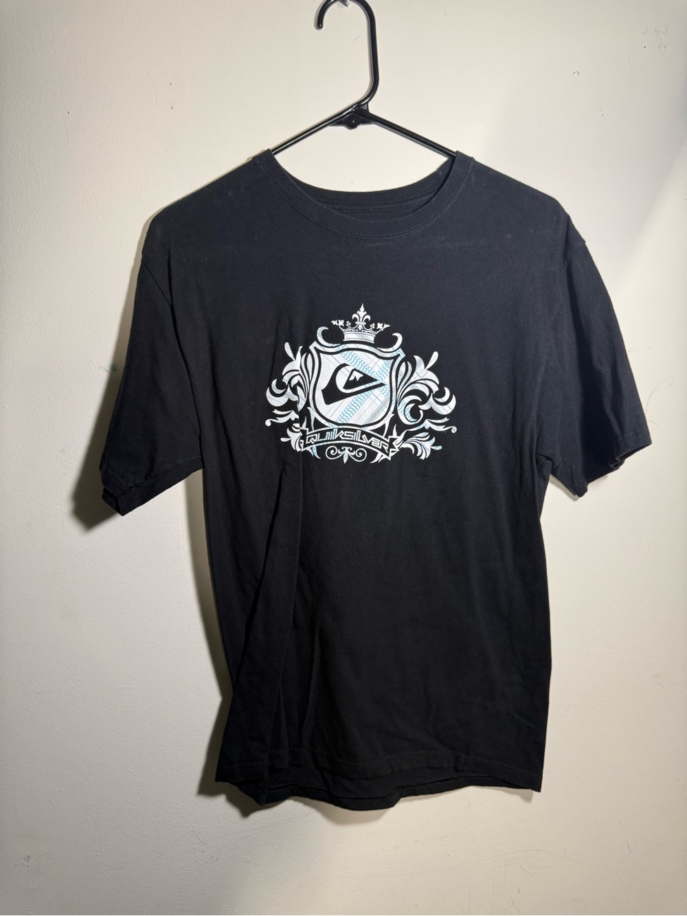 Quiksilver Black Short-Sleeve Tee with White and Light Blue Crest